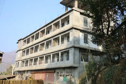 Lorrain English School