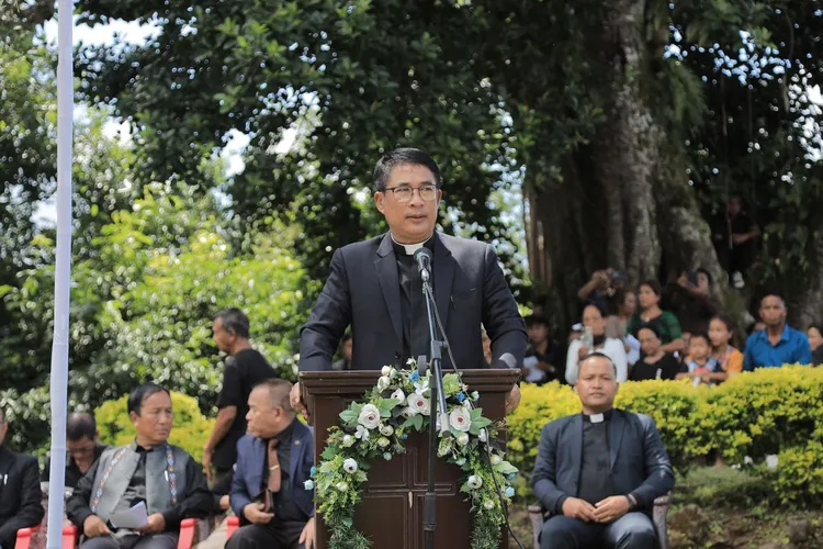 Rev. Khabi Chozah